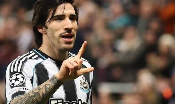 曼联挖角托纳利现转机？意大利核心受访语带玄机，红魔重建蓝图呼之欲出