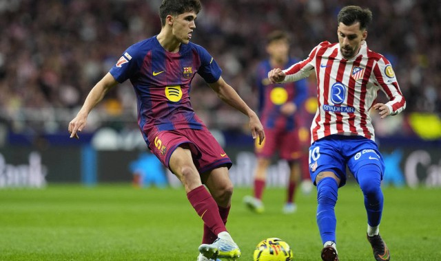 西甲-拉什福德破门莱万绝杀 巴萨2-1逆转十人马竞7分领跑