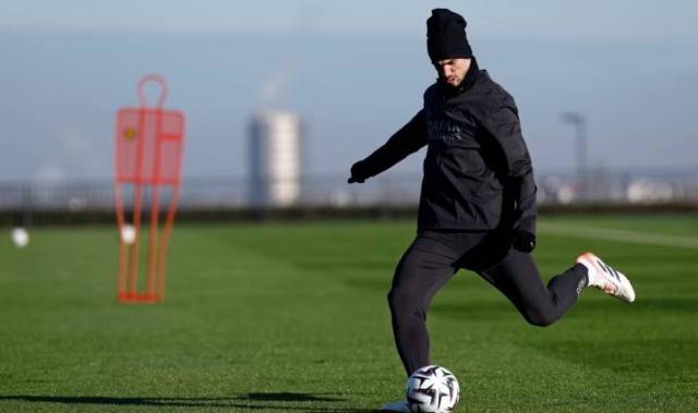 上赛季欧冠近乎无敌，本赛季状态低迷：巴黎圣日耳曼到底怎么了