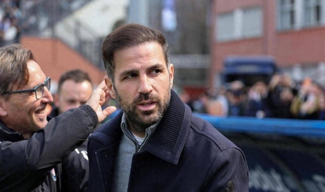 5-0完胜比萨，38岁法布雷加斯率队斩获5连胜，逼近意甲前三