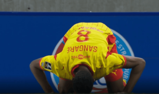 2场狂丢5分！争冠热门又翻车：无缘登顶法甲，落后大巴黎1分