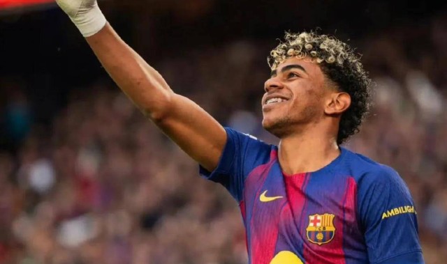 欧冠爆冷！巴萨2-1赢球却2-3出局，弗里克6天态度大反转，直言接受结果，全力冲西甲