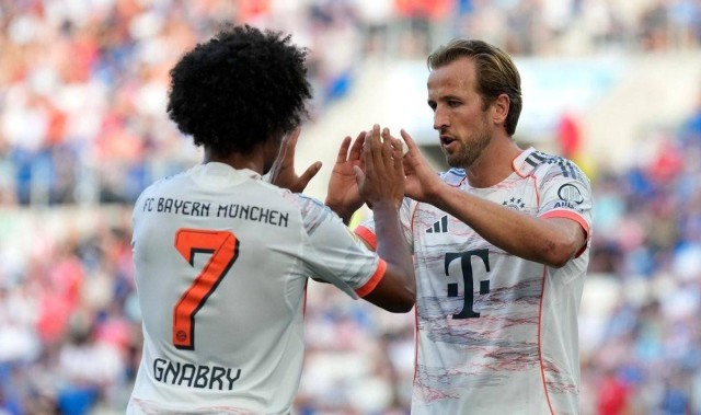 破纪录的机会来了！单赛季101球神迹就在面前，但凯恩想要欧冠