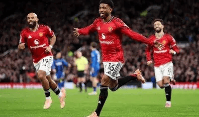 7000万“捡漏”稳了？22岁兽腰空降梦剧场，曼联中场这盘棋要活