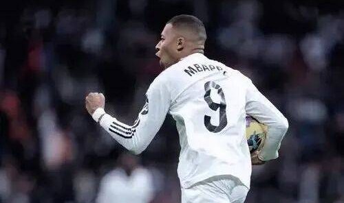 对姆巴佩来说，本赛季比四大皆空更尴尬的一种可能，是他的一项个人荣誉，好像很难卫冕了