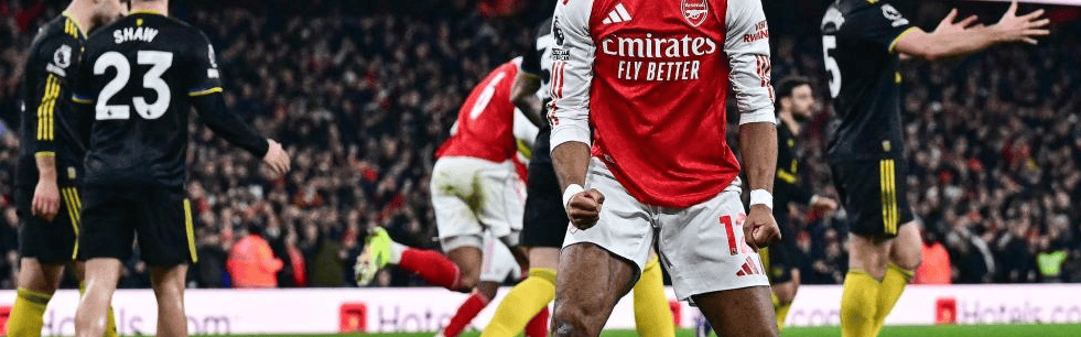 2-3曼联＋近期3轮不败仅得2分＋暂列榜首＋领先优势仅剩4分！