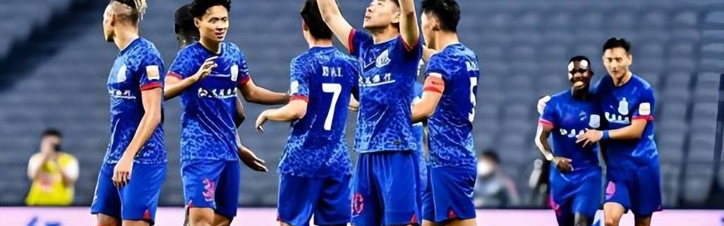 德甲中卫已提前同意官宣！将正式转会加盟申花，蒋圣龙和朱辰杰都为此留洋去德甲